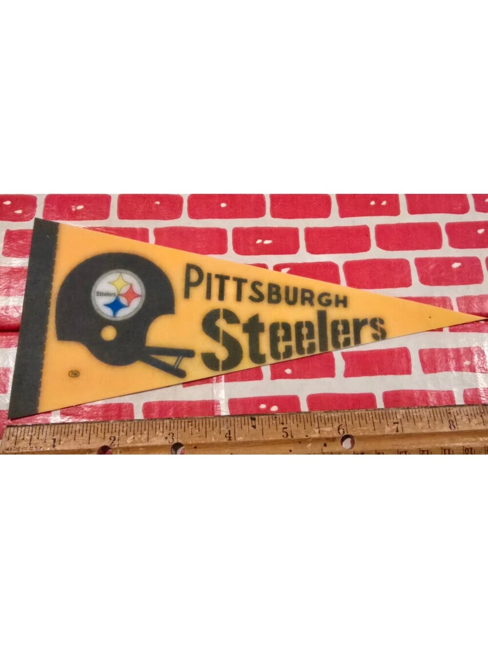 Pittsburgh Steelers 9" NFL Football Vintage Felt Pennant Flag Banner